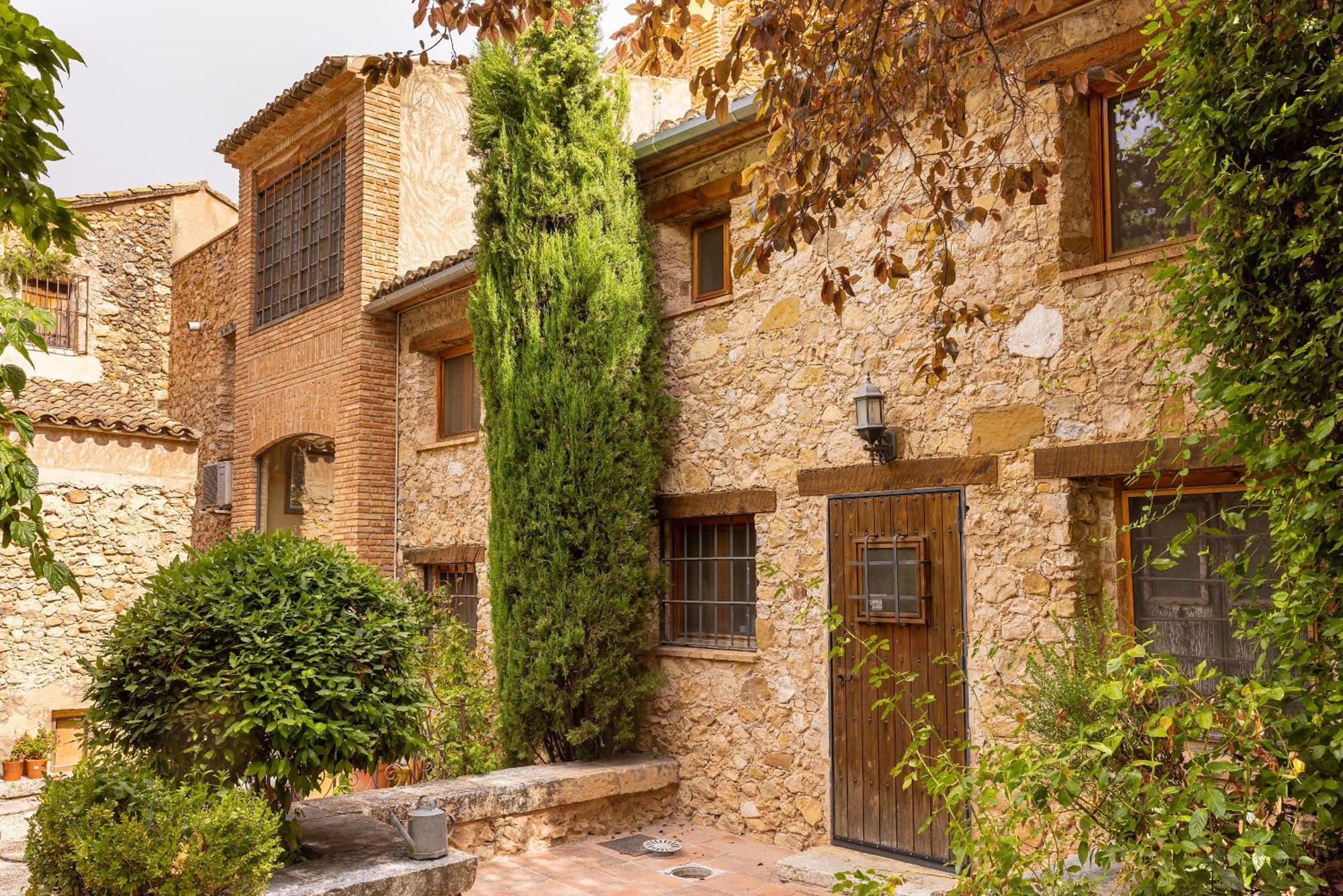 Hotel Rural Mas Fontanelles ビア エクステリア 写真