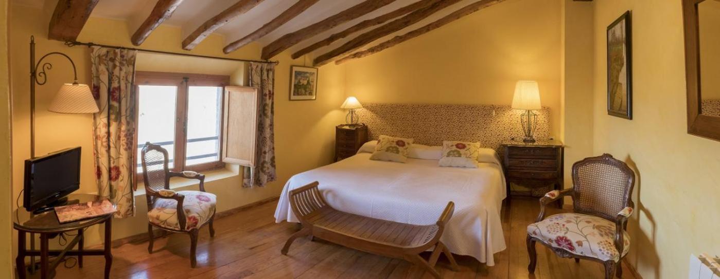 Hotel Rural Mas Fontanelles ビア エクステリア 写真