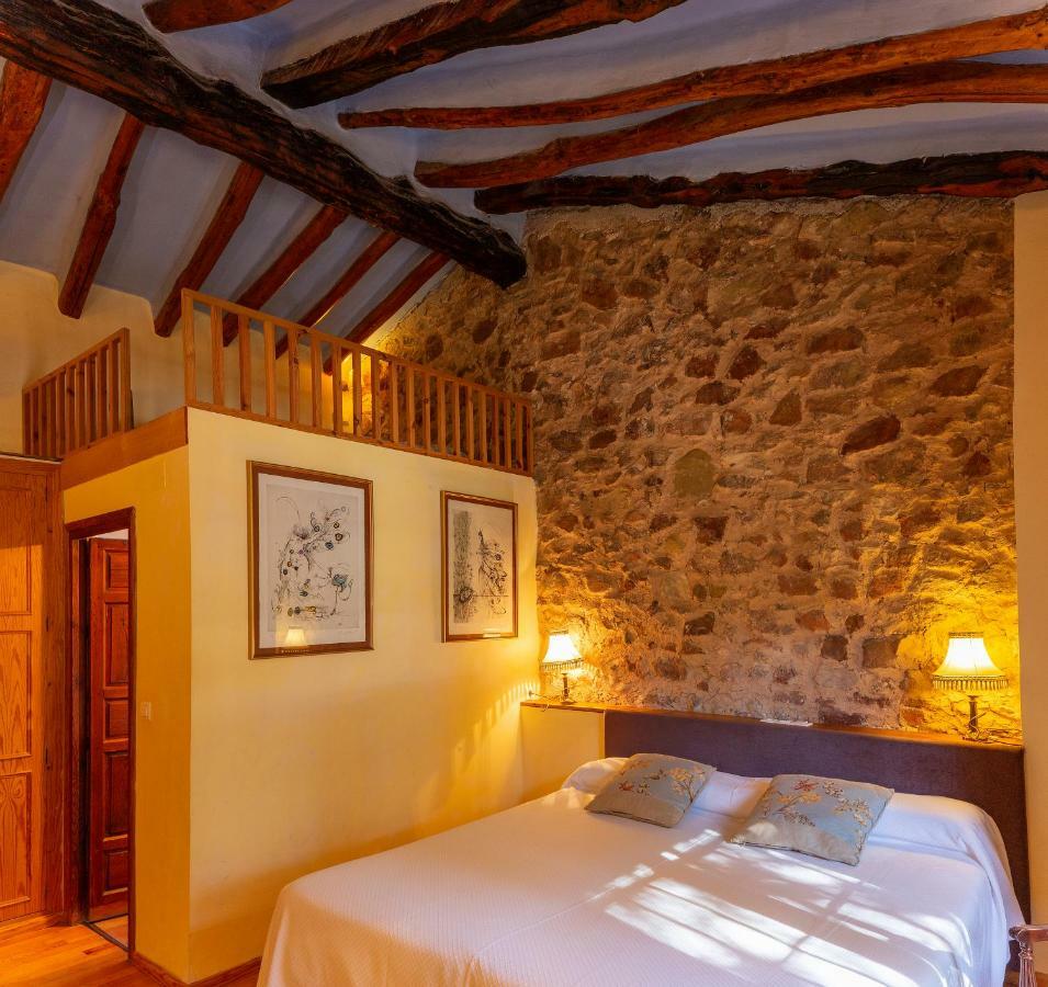 Hotel Rural Mas Fontanelles ビア エクステリア 写真